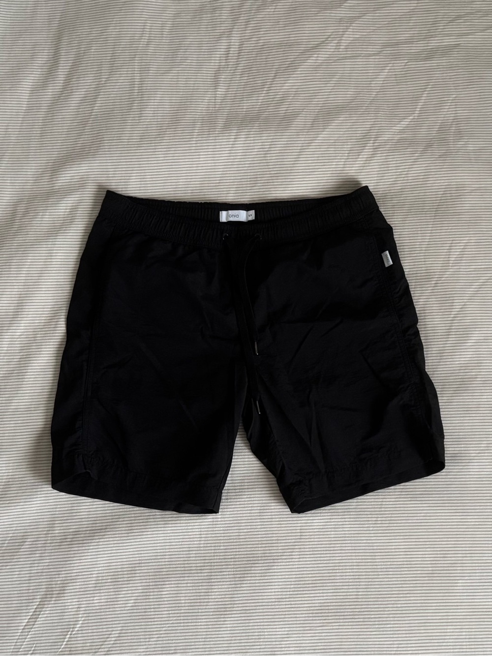 Onia Charles 7” Men’s Black Swim Trunks Shorts